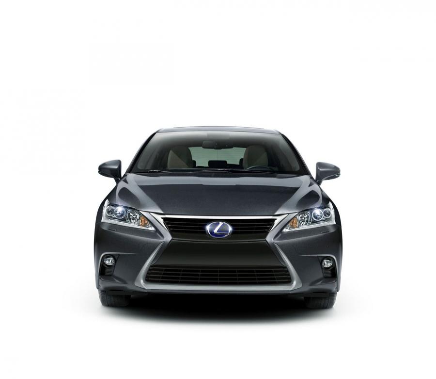  Lexus CT200h 2014 года  (NA) (фото 18 из 39)